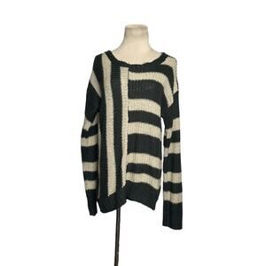 Level Eight plus gray cream striped long sleeves sweater size 2X